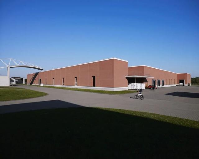 建筑师筱原一男“伞之家”德国重现，思考无用空间