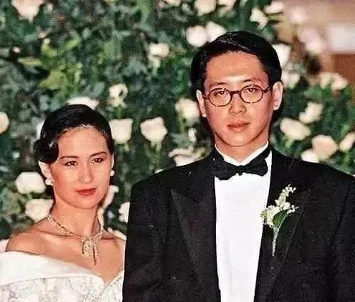 赌王最爱女儿不是何超琼，也非70岁生的何超欣，而是脾气古怪的她