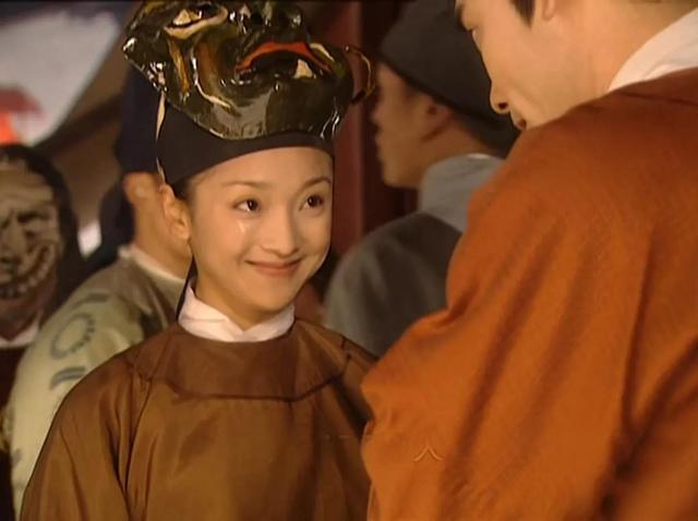 丫鬟相就别硬演公主了，让这6位女星告诉你，“金枝玉叶”是啥样