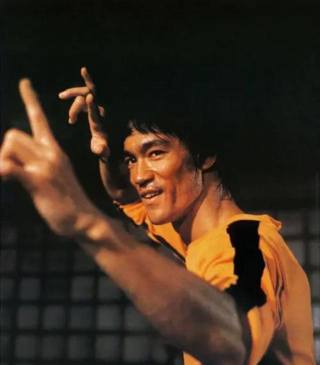 李小龙死在丁佩家里，当年到底发生了什么？42年后丁佩说的可信吗