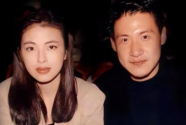 “风水轮流转”，细扒香港“四大天王”现状，才发现黎明有多清醒