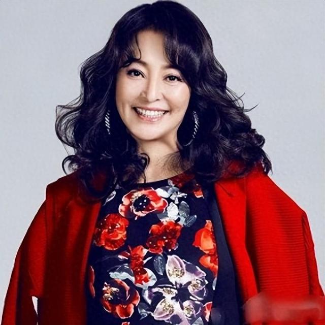 曾嫁给日本、美国、法国,但唯独不嫁中国人的李勤勤,现在如何了