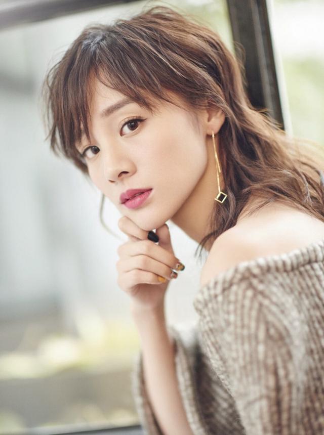 陈龙老婆章龄之