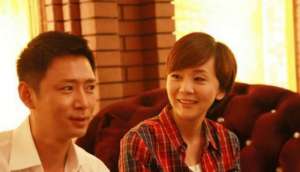 戴向宇个人简历(竟不知他们是夫妻？两人都是演技派，相差9岁，结婚5年甜如蜜糖)