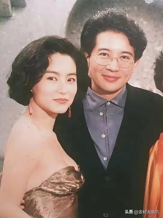 月如歌！秦汉林青霞年轻时绝美瞬间，如今回首是否依旧动人？