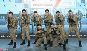 黄景瑜图片(“小鲜肉”黄景瑜一身军装帅气十足，被张译爆料拍戏满身是伤)