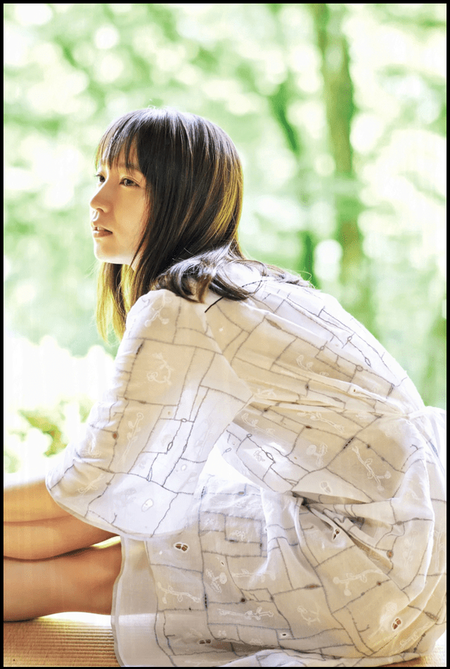 吉冈里帆：娱乐圈中的一抹独特光芒