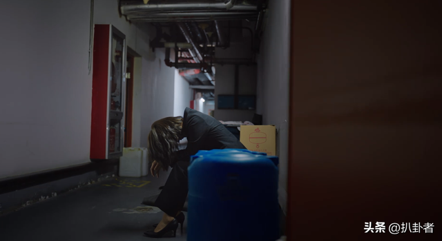 《欢乐颂4》曝预告：露西妈妈怀孕，余初晖被父亲暴打，戴维不婚