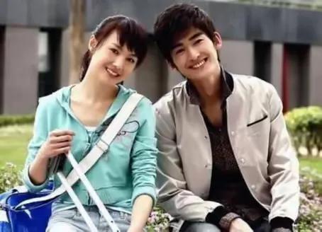 慕容云海的爱情真相：楚雨荨是否已成往事？