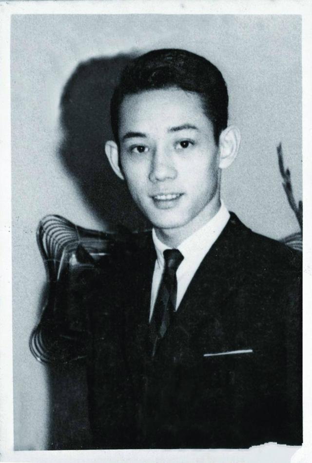 负债3.2亿东山再起，风流情史数不尽，杨受成到底有多牛？