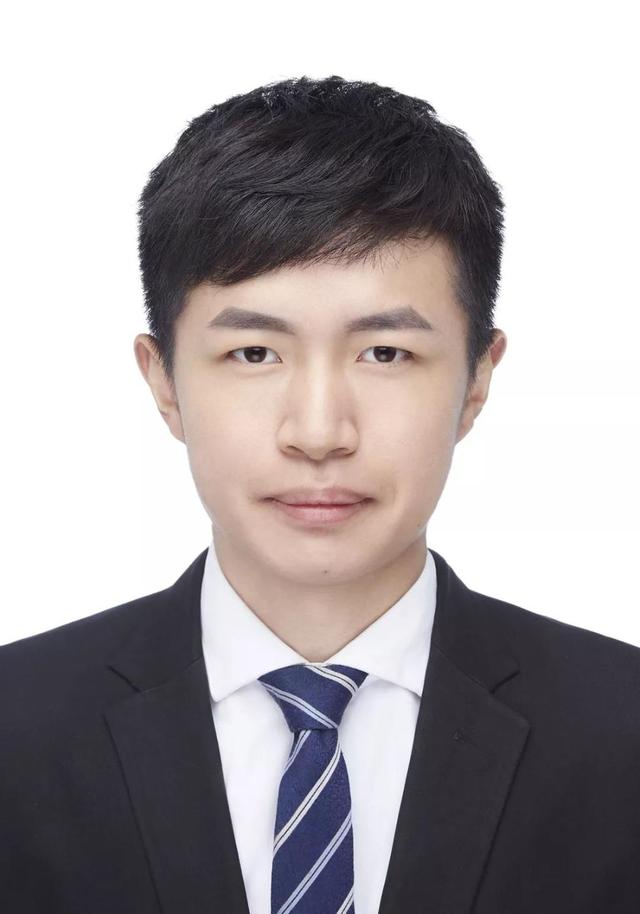 清华再现“神仙打架”!这些大学生的简历让网友坐不住了