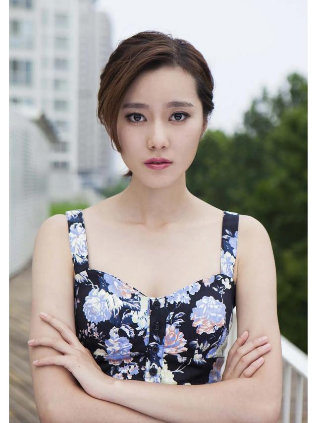 看看和侯总搭戏的女搭子，个个都是绝色佳人 谁能不羡慕侯总每一天