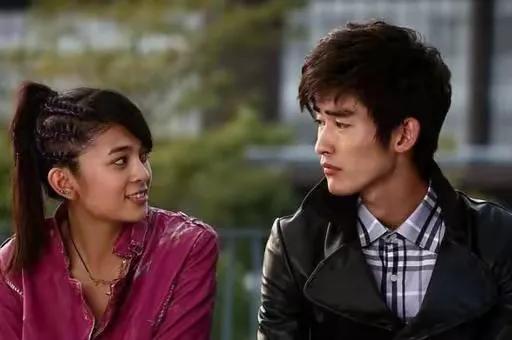 慕容云海的爱情真相：楚雨荨是否已成往事？