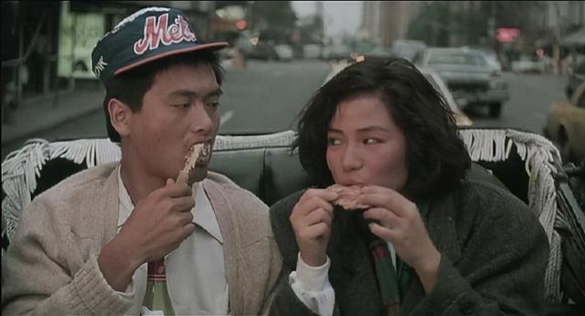 当年周润发为报知遇之恩，拍出了这部港片，却不小心成为了经典