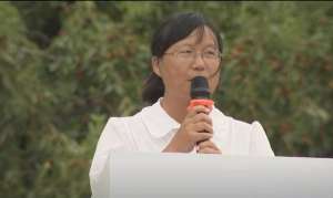 薛丽娜(“大国农匠”薛丽娜：十余载从农无悔，她立志让农民换个活法)