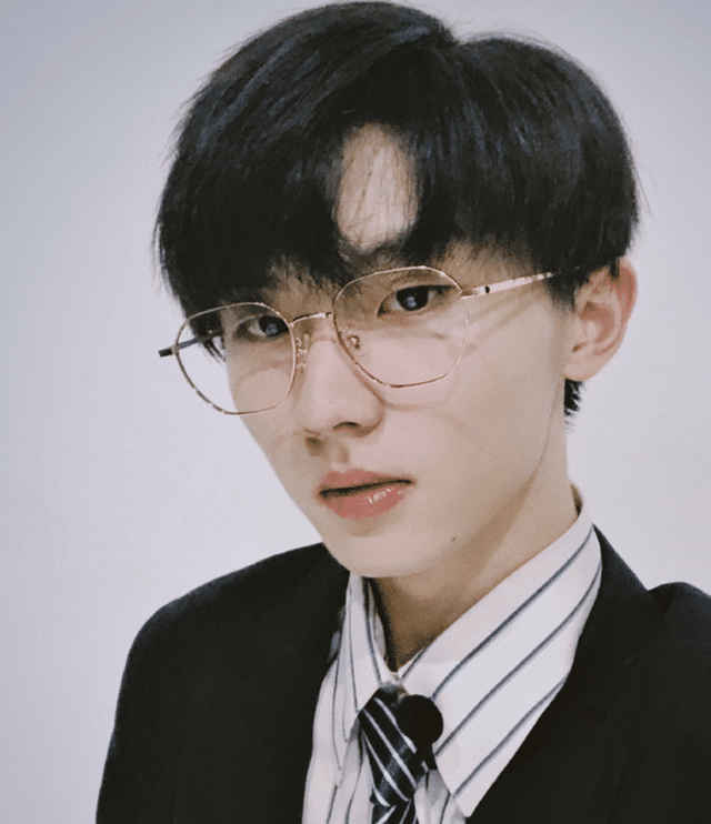 恭喜！马嘉祺高考365分将入读中戏登顶热搜，去年曾为落榜道歉