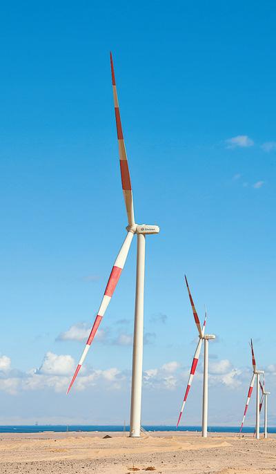 苏伊士湾的风，“点亮”万家灯火（共建“一带一路”·第一现场）