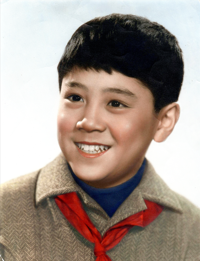 55岁蔡国庆：给痴呆母亲尽孝，养两个儿子，化解弟弟弟媳的矛盾