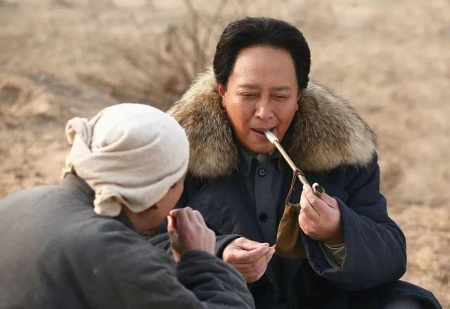 他承包了中国几千年的帝王角色,还是演技最好的领袖特型演员