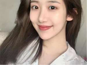 月颜(秋冬4款“断货好物”，淡斑淡纹补水紧致，适合45岁左右女人用)