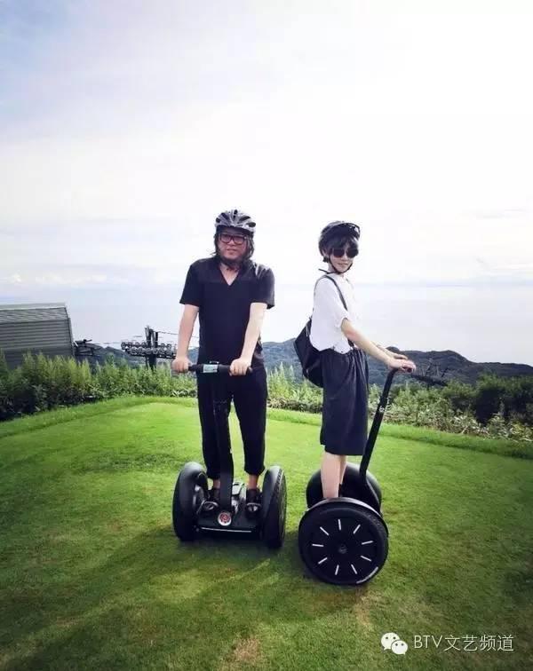 高晓松前妻和张子萱的前夫在一起？俩人疑似早有“猫腻”