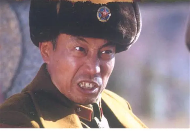 1987年的《闪电行动》：1.45亿观影人次，专治火力不足恐惧症