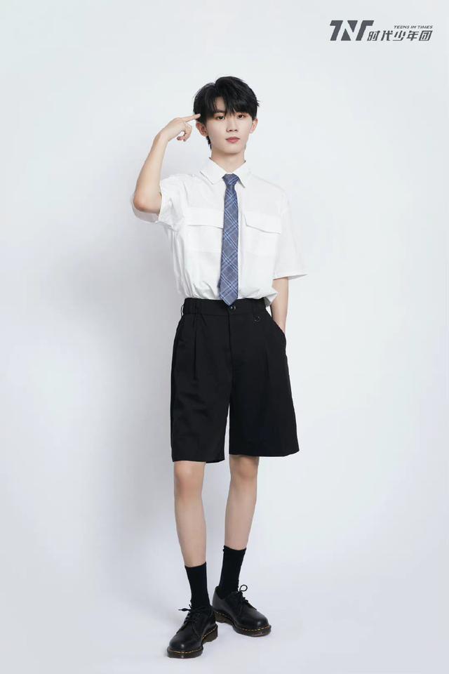 恭喜！马嘉祺高考365分将入读中戏登顶热搜，去年曾为落榜道歉