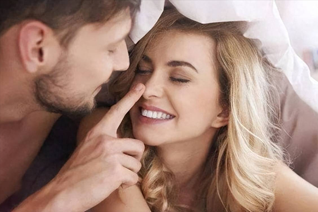 经常看小电影,导致夫妻生活时“失败”咋办?医生出招,有效改善