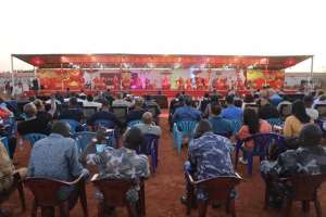 中国蓝盔(中国“蓝盔”的海外中国年)