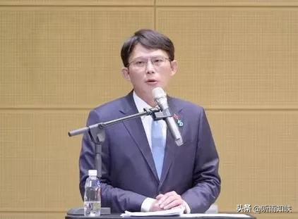 结果出炉！黄国昌大胜蔡壁如，接管白营！朱立伦是否拖蓝白后腿？