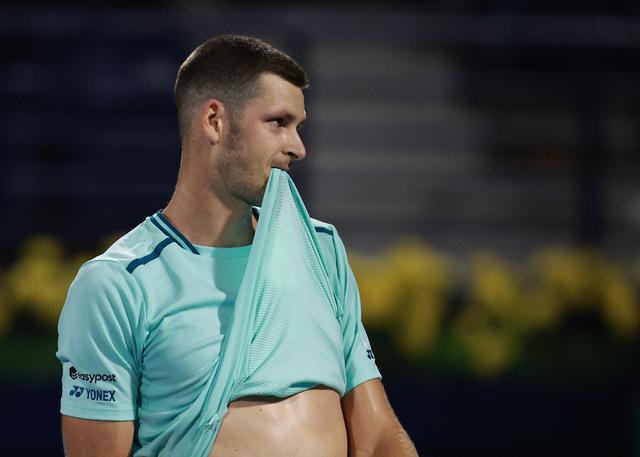 （外代二线）网球——迪拜锦标赛：安贝尔晋级四强