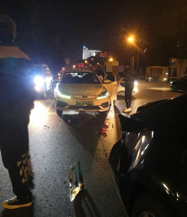 陈乔恩手机号被泄露,发文向网友求助,明星隐私信息曝光频发生