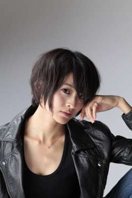 桥本惠子(迪迦奥特曼女皮套演员)