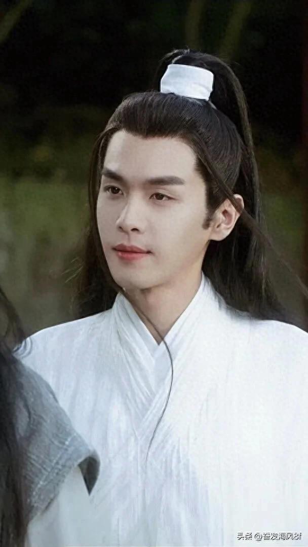 《雪中悍刀行》人物志：徐凤年——江湖与庙堂之间我以热血证苍生