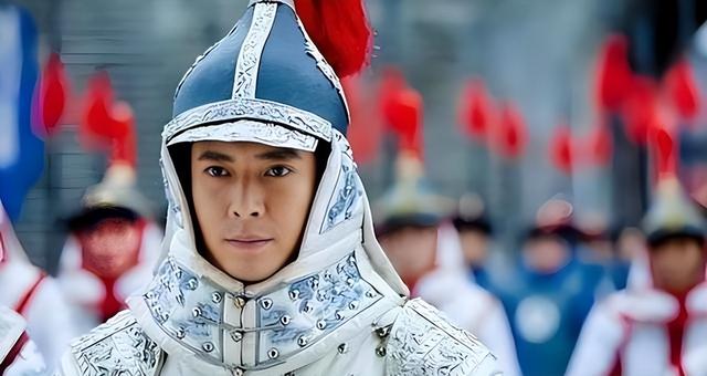 明明是同母三兄弟，多尔衮为何要亲近弟弟多铎，打压哥哥阿济格？