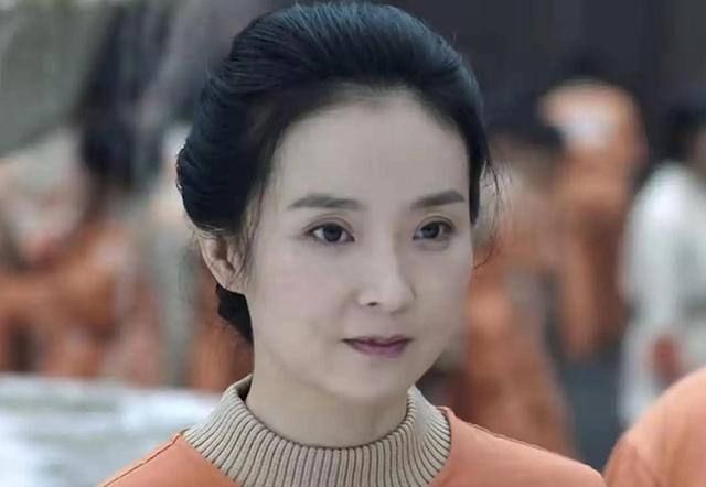 “晴格格”王艳：23岁嫁豪门，丈夫比她大11岁，婚姻让人羡慕