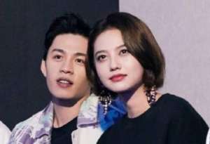 亲爱的热爱的小米(李鸿其否认恋情说了什么？亲爱的热爱的小米亚亚扮演者真实关系揭秘)