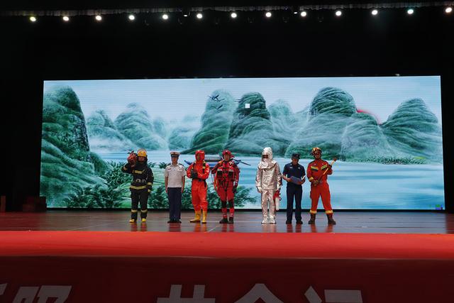 双拥共建谱新篇 军民共叙鱼水情——光泽县举办2024年庆“八一”双拥文艺晚会