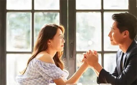 2012年，31岁女博士跳楼自杀，父母曝内幕：女婿特殊嗜好害了女儿