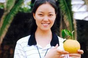 跳楼(2012年,31岁女博士跳楼自杀,父母曝内幕:女婿特殊嗜好害了女儿)