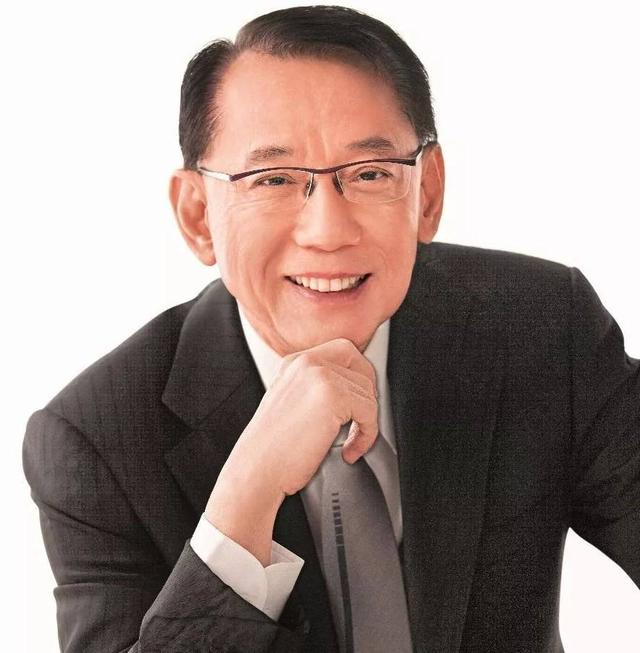 负债3.2亿东山再起，风流情史数不尽，杨受成到底有多牛？