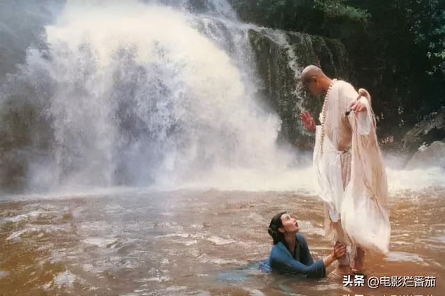 徐克的《青蛇》香艳撩人,原来张曼玉玩的尾巴藏着这么深的暗示