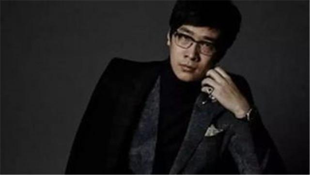 吉尔：做了35年门童，退休时公司决定：给予他副总裁身份和待遇