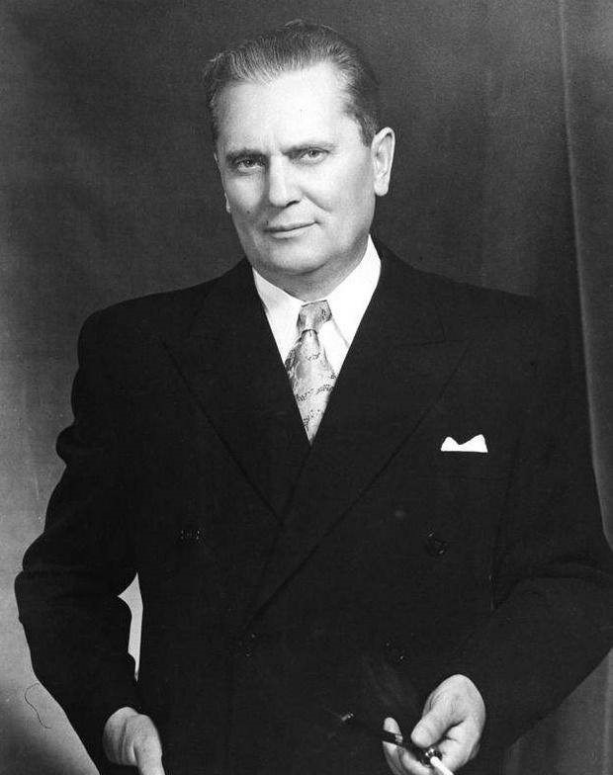 回忆南斯拉夫：强大的社会主义国家为何走向分裂？