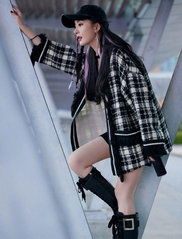 最近火了一种新穿法叫：“上半身少女，下半身欲女”，杨幂都上头