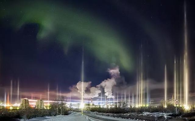 时空之门？北京上空出现神秘光环，周围闪着白光，怎么出现的？