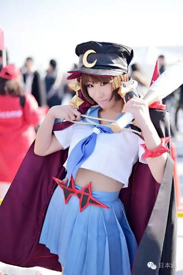 好评丨万万没想到！还有扮丑COSPLAY蜡笔小新埼玉红蝎子队的