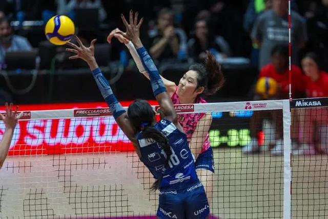 朱婷迎来赛季首冠！