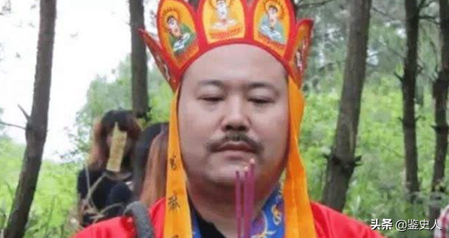 湘西最后一位“赶尸匠”，现场示范赶尸过程，揭开神秘面纱