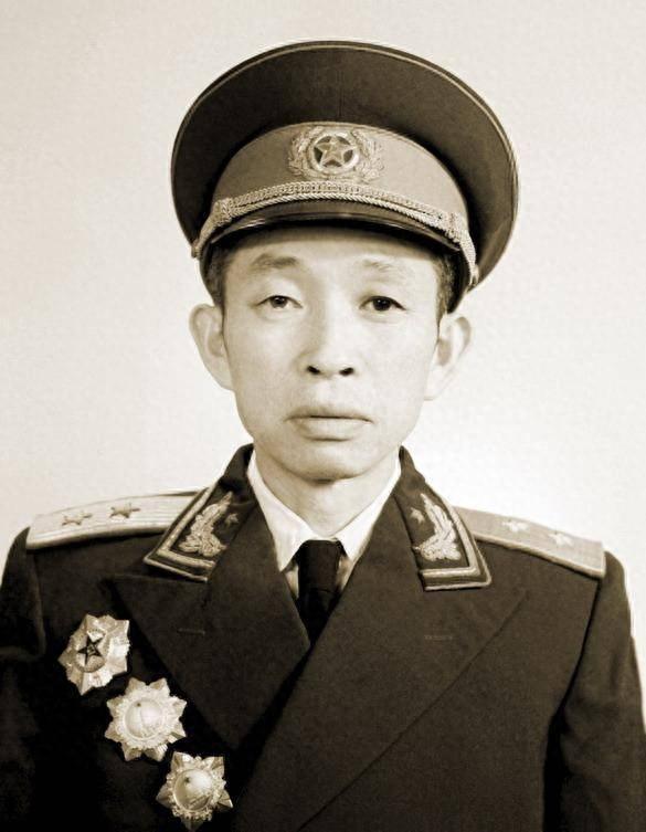 莱芜战役6纵战果远大于1纵，但粟裕为何把第一功给了1纵？